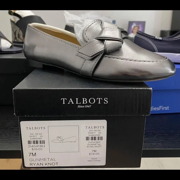 Shoes - Picture 2 of 5